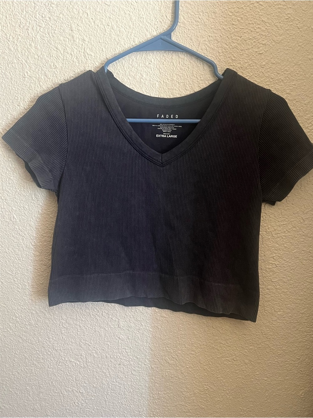 Women's Black Ribbed V-Neck Crop Top